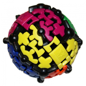 lopticka-s-prevodovkou-gear-ball-1_xKjXWU